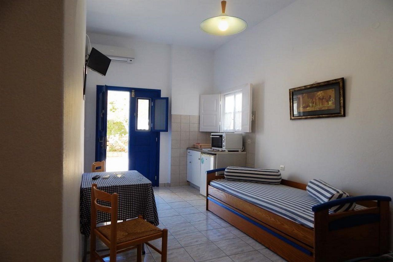 Evgenia Rooms And Apartments Folégandros 외부 사진